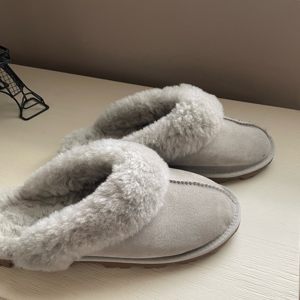Never worn cozy slippers